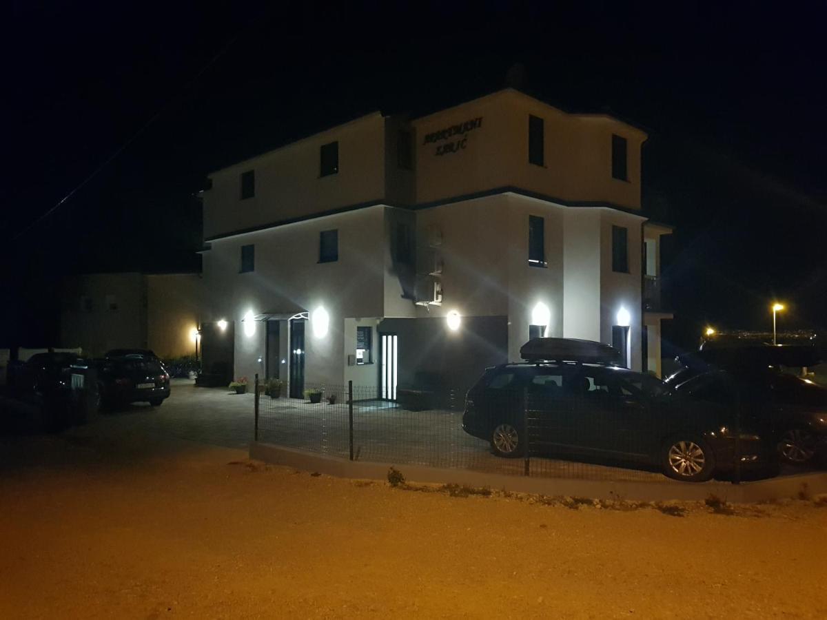 Apartmani Zaric Malinska Bagian luar foto