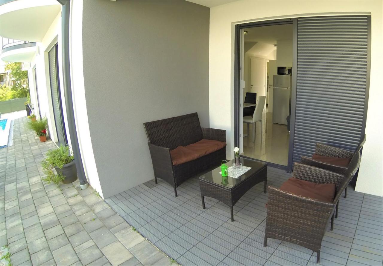 Apartmani Zaric Malinska Bagian luar foto