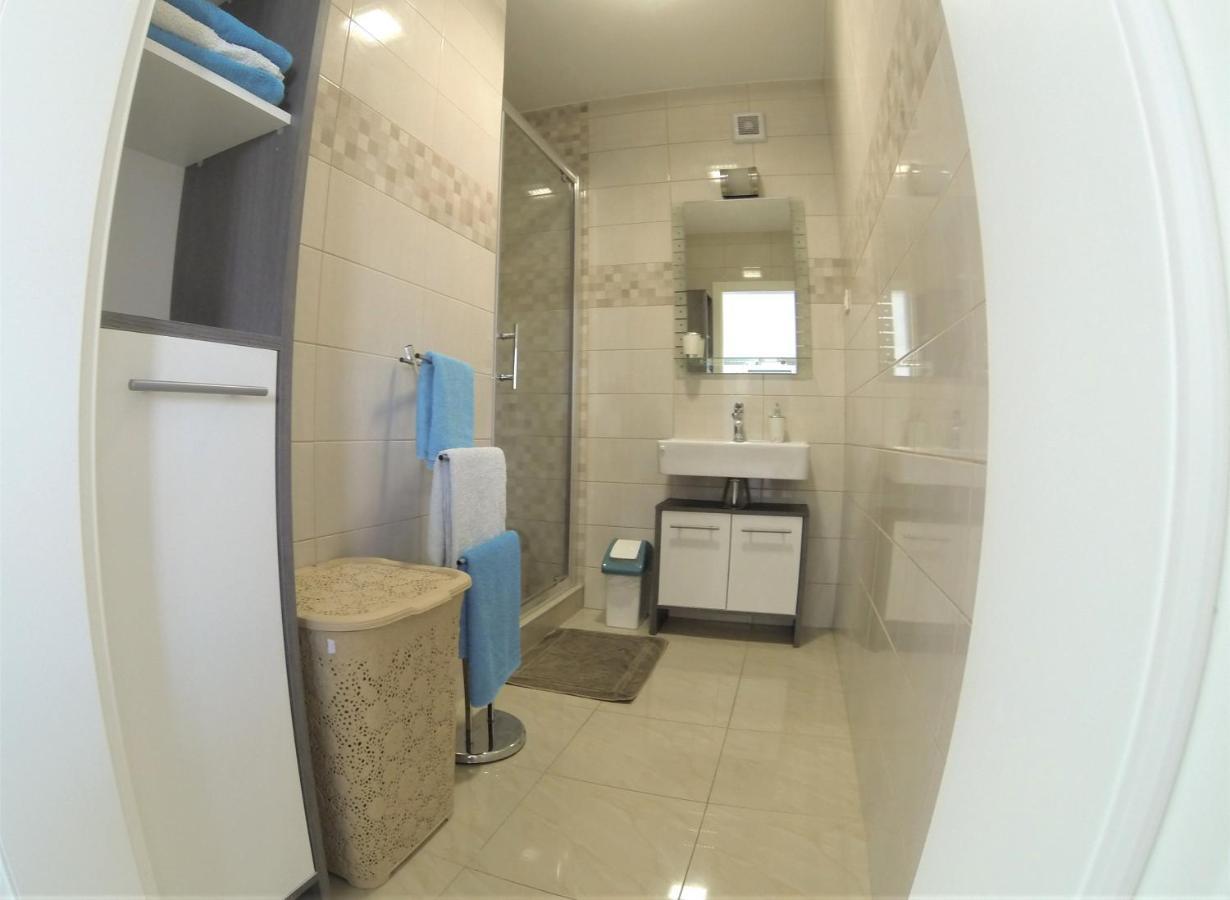 Apartmani Zaric Malinska Bagian luar foto