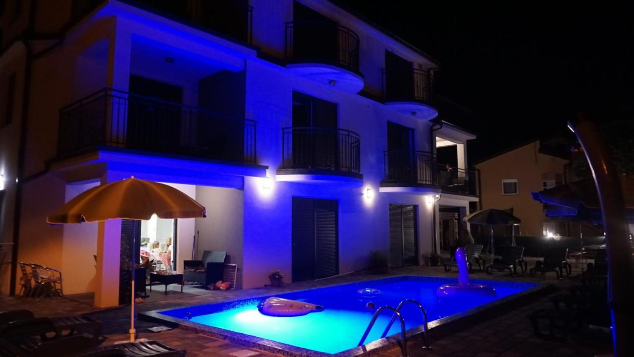 Apartmani Zaric Malinska Bagian luar foto